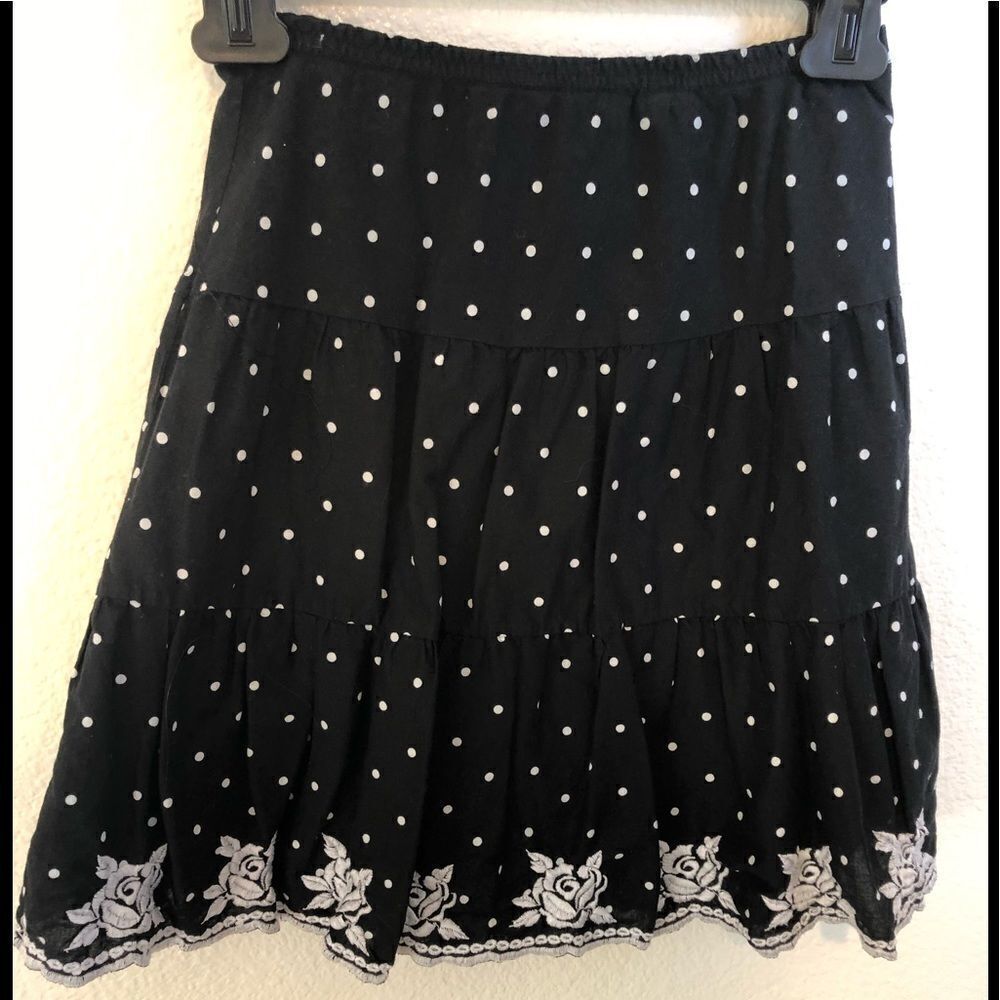 Joey B Women’s Skirt, Size Medium, Embroidery Of Roses With Polka Dots